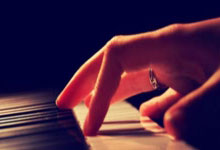 集结日亚冠传出新动向，丹佛掘金完成体检，管理层表态——球迷炸锅，训练强度明显提升的简单介绍-(随机）